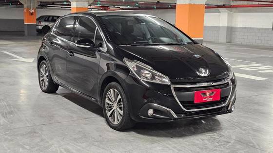 PEUGEOT 208 1.6 GRIFFE 16V FLEX 4P AUTOMÁTICO PEUGEOT 208 1.6 GRIFFE 16V FLEX 4P AUTOMÁTICO